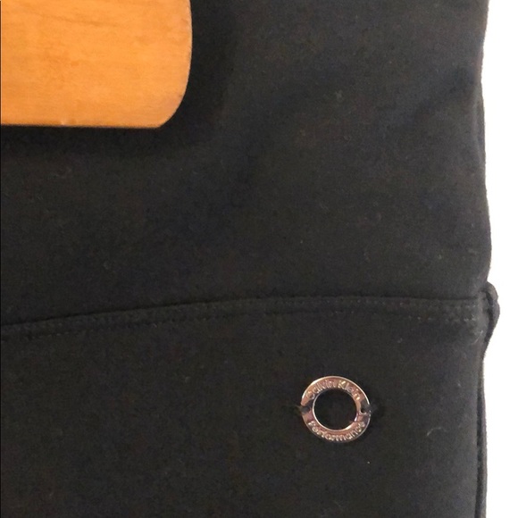 Calvin Klein athletic legging with pocket & snaps - Picture 3 of 5